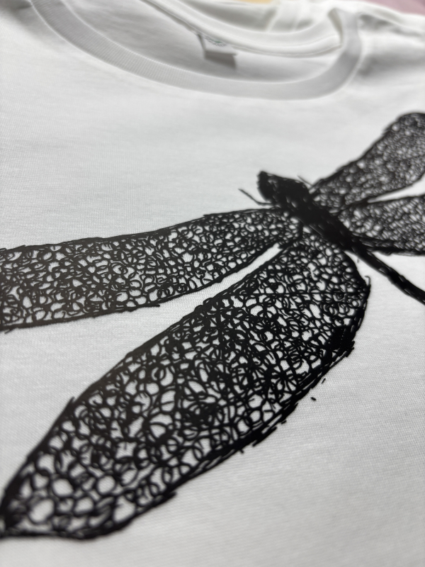 Preview: Bio T-Shirt Libelle Damen – handbedruckt & nachhaltig, Weiß