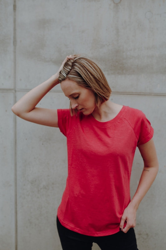 Frauen Raglan T-Shirt aus Biobaumwolle ILI4 lava falls red