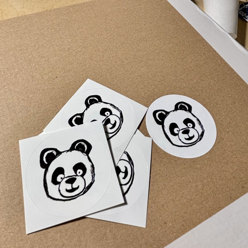 Süße Panda Sticker – vegane runde Aufkleber im 5er Set