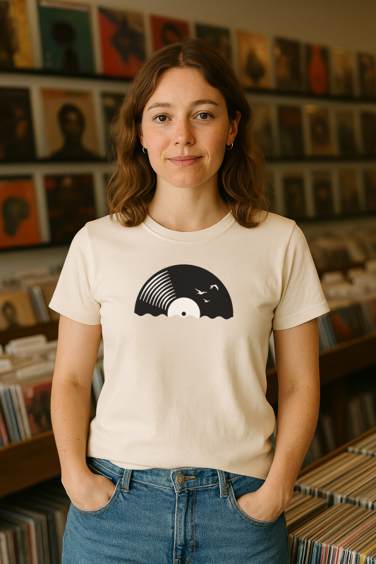 Damen T-Shirt mit Vinyl Sun Schallplatten Motiv aus Bio-Baumwolle – Musik & Retro Look – Fair & Nachhaltig