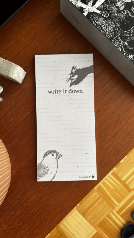 Preview: Write it Down – Notizblock DIN lang aus PEFC-Papier, mit oder ohne Magnet, 50 Blatt, Tiermotiv Spatz und Eichhörnchen
