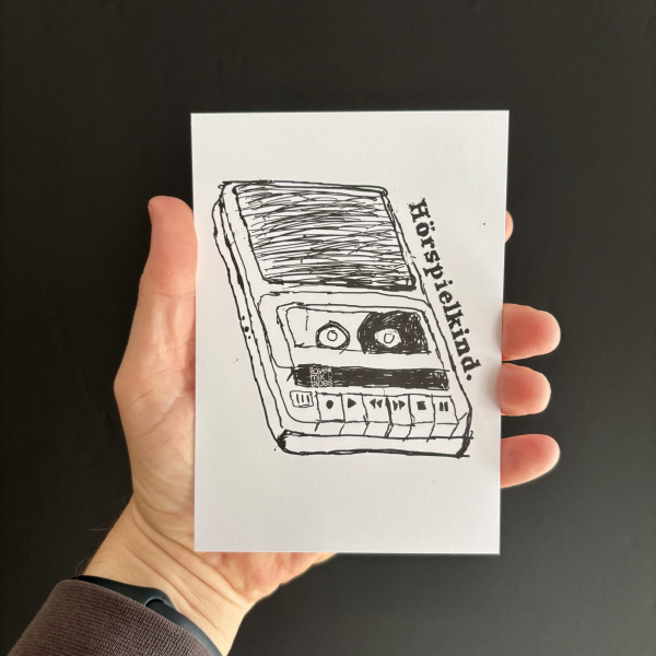Retro Postkarte Kassette | Handgezeichnet „Hörspielkind“ | Nostalgie Karte Hörspiel Fan Geschenk
