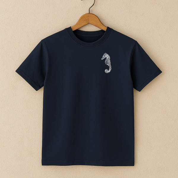 Bio T-Shirt Navy mit Seepferdchen – Fair & Nachhaltig – Maritimes Unisex Shirt
