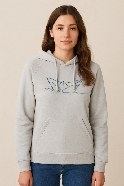 Paperboat Hellgrauer Damen Hoodie aus Bio-Baumwolle – Fair, Nachhaltig & Handbedruckt