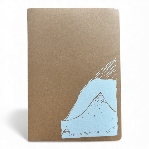 Notizbuch A5 | Bergwelt | Handbedruckt im Siebdruck | Kraftpapier | Gepunktet | 32 Seiten | FSC-zertifiziert | Handmade