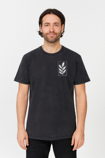 Unisex T-Shirt „Der Zweig“ – Stone Washed Black, Bio-Baumwolle, Earth Positive